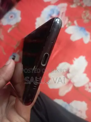 Samsung Galaxy S20 Ultra (Used)