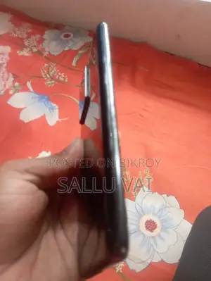 Samsung Galaxy S20 Ultra (Used)