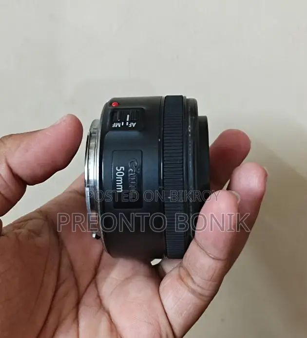 Canon 6D DSLR Camera with 50mm F/1.8 STM Lens