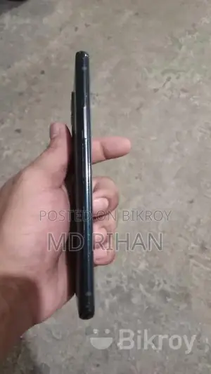 OnePlus 9R . (Used)