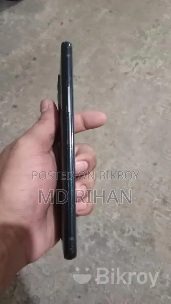 OnePlus 9R . (Used)