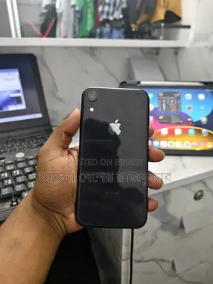 Apple iPhone XR (Used)