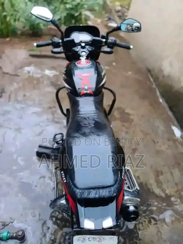 Bajaj Pulsar 150 2016
