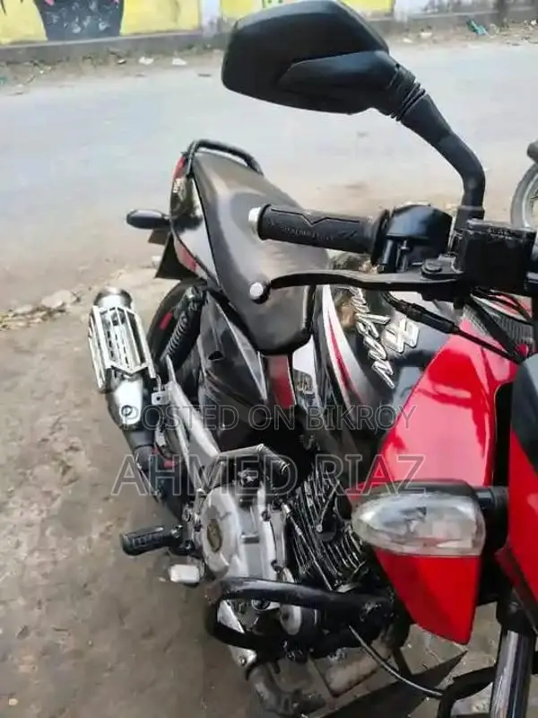 Bajaj Pulsar 150 2016