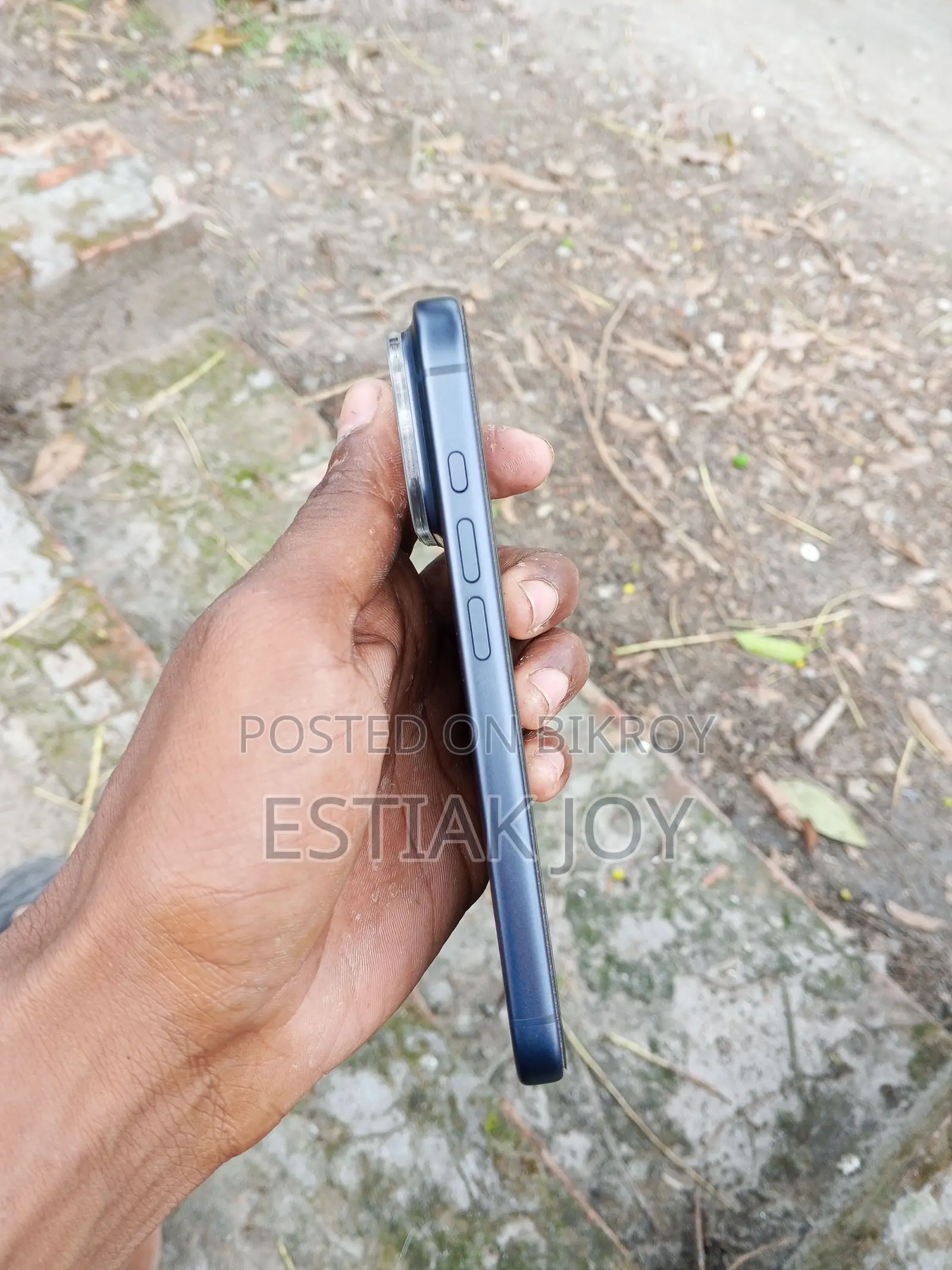Apple iPhone 17 Pro . (Used)