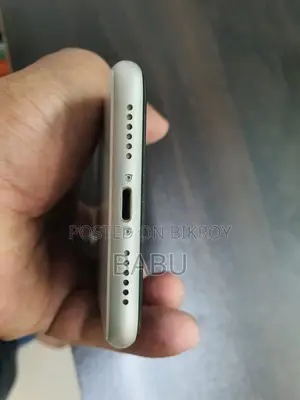 Apple iPhone 11 (Used)