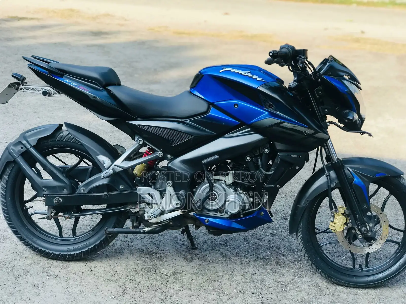 Bajaj Pulsar NS 160 . 2018