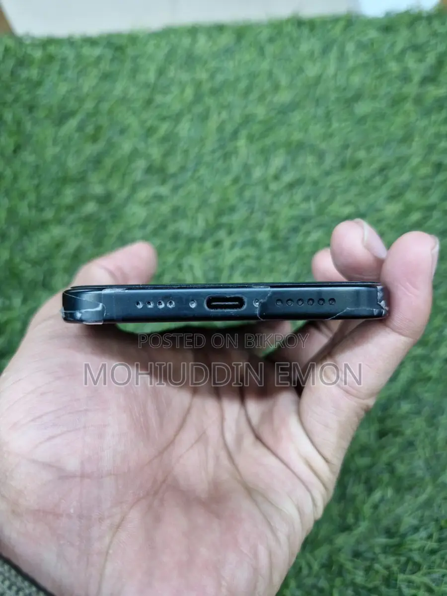 Apple iPhone 15 Plus 128 GB Black