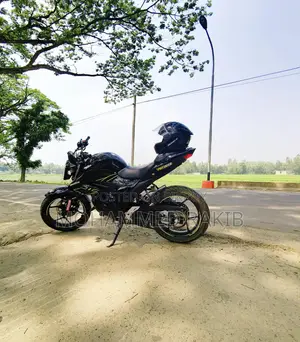 Suzuki Gixxer . 2026