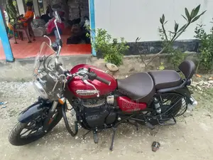 Royal Enfield Meteor 350 2025