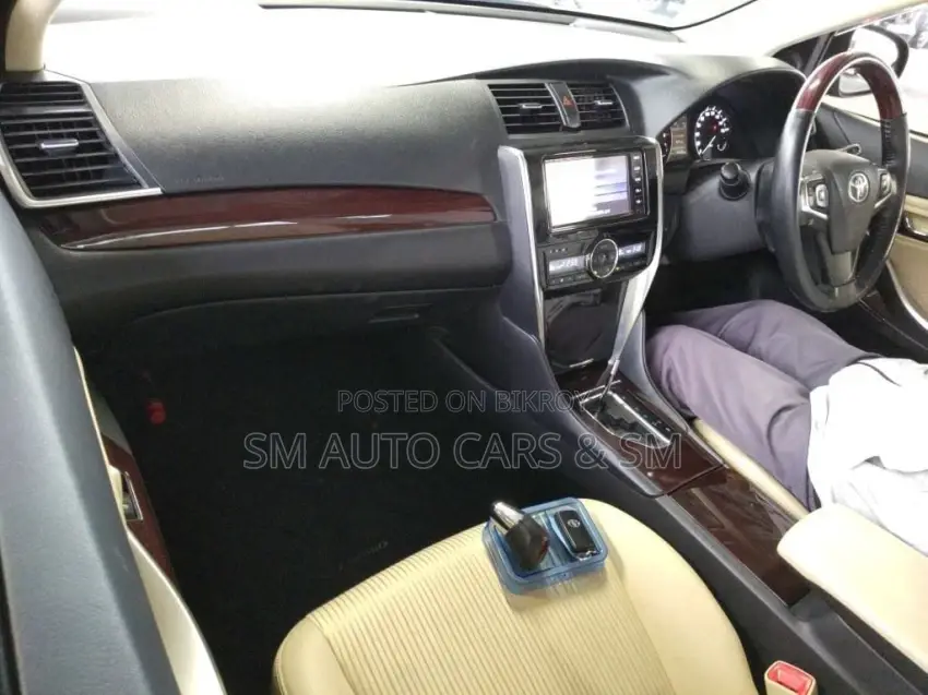 Toyota Premio FEX Mica Blue 2021