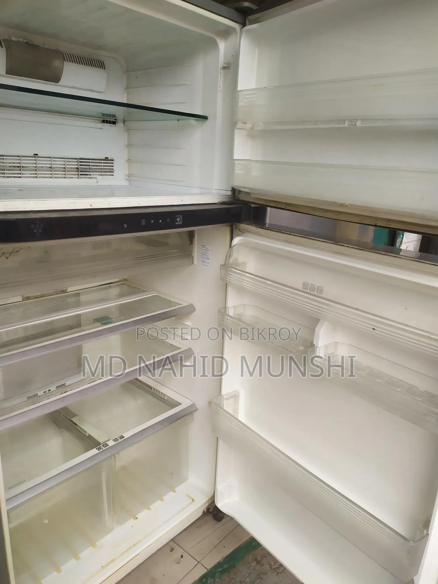 Sharp 18 CFT Fridge in Excellent Condition for Sale