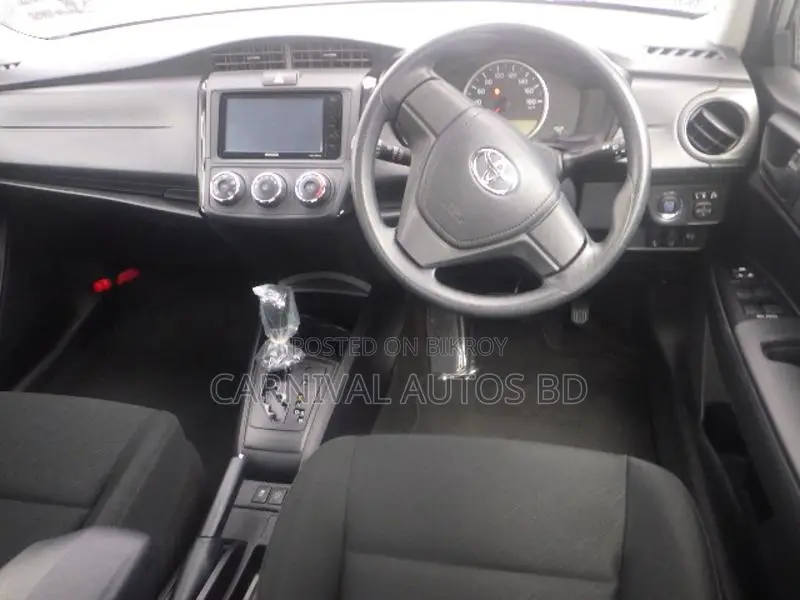 Toyota Axio EX PACKAGE 2020 Silver