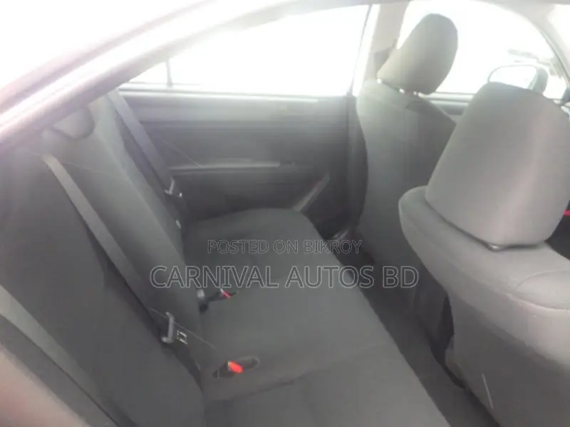Toyota Axio EX PACKAGE 2020 Silver
