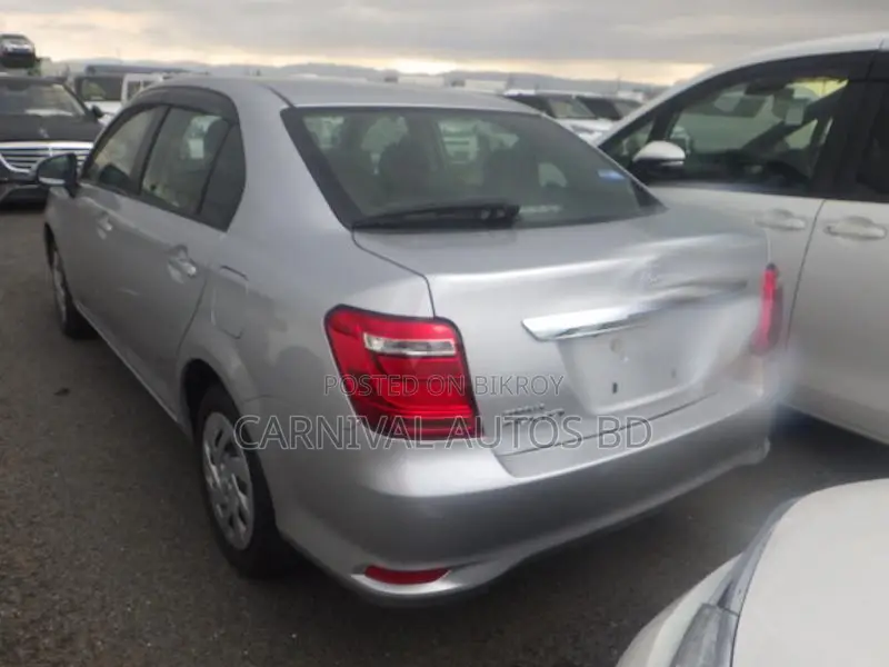 Toyota Axio EX PACKAGE 2020 Silver
