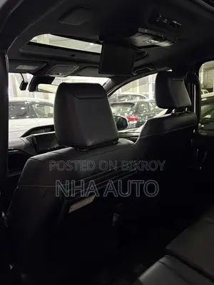 Toyota Esquire SUNROOF 2020