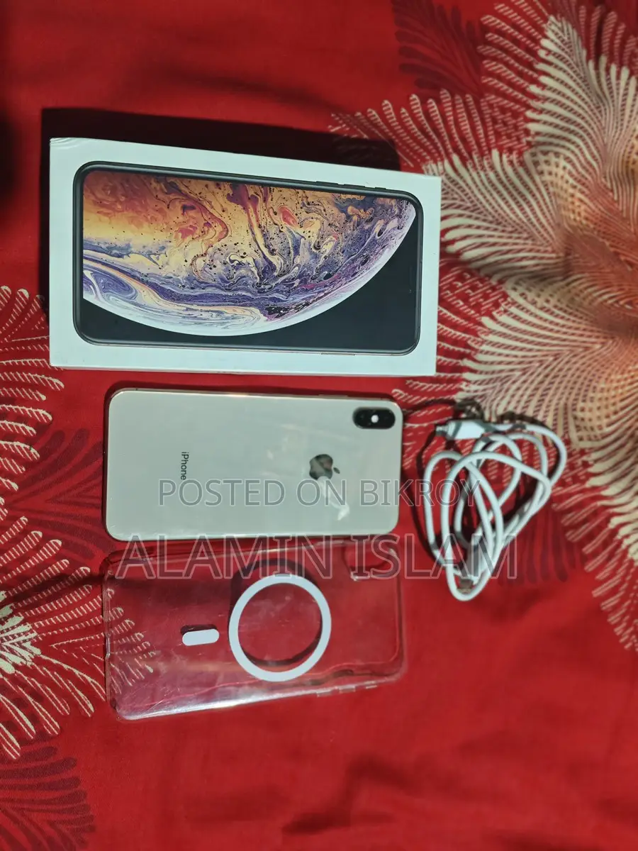 Apple iPhone XS Max 4/256 GB (Used)