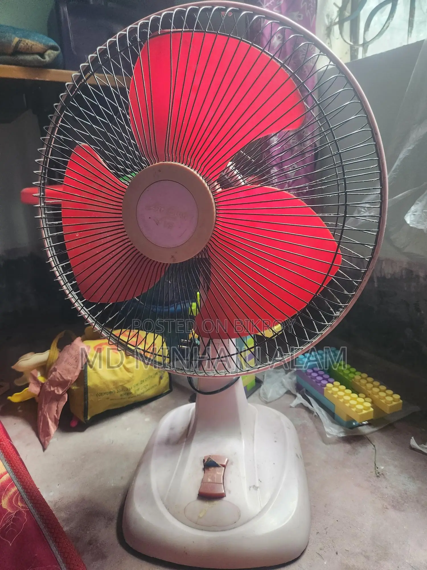 ২৬ ইঞ্চি উচ্চতা। ফ্রেন্ড রানিং ব্যবহৃত।