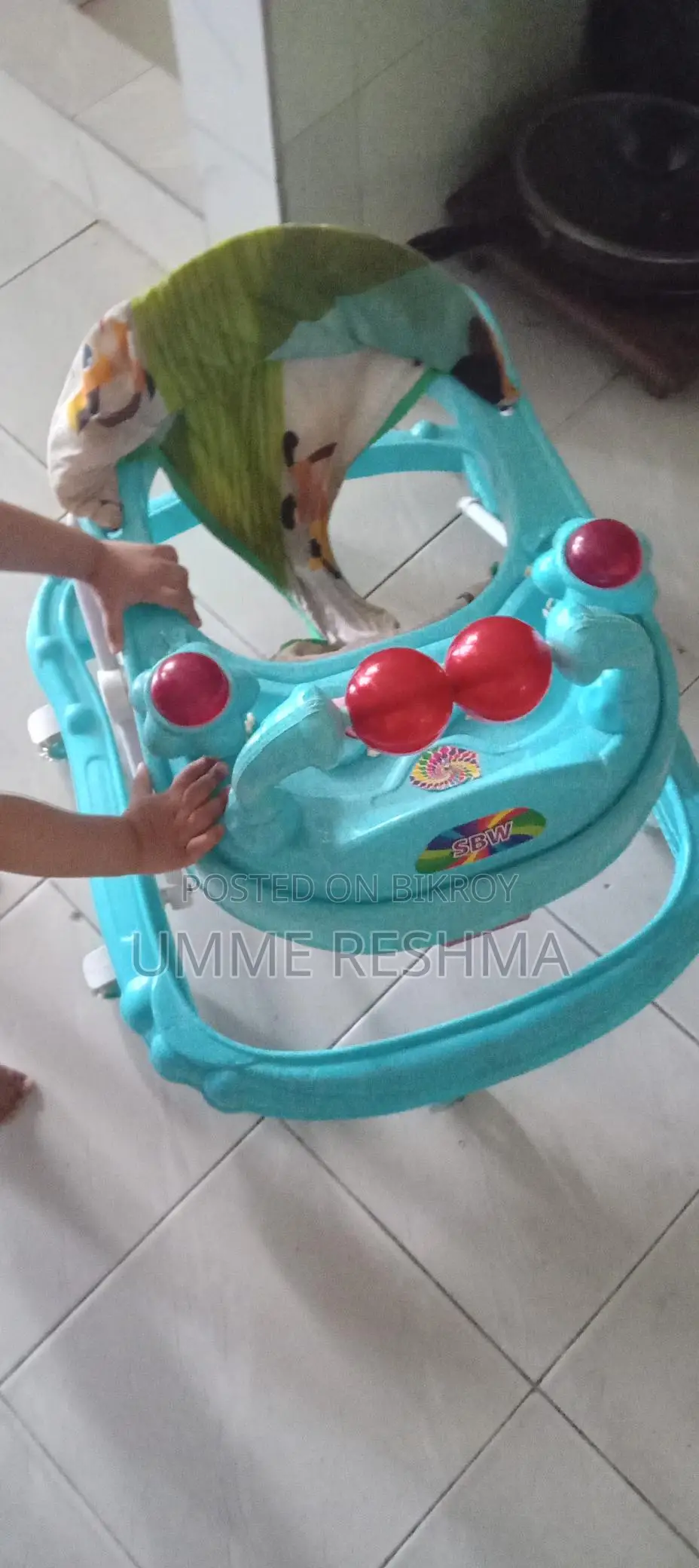 ওয়াকার গাড়ি