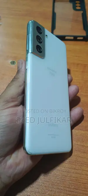 Samsung Galaxy S21 (Used)