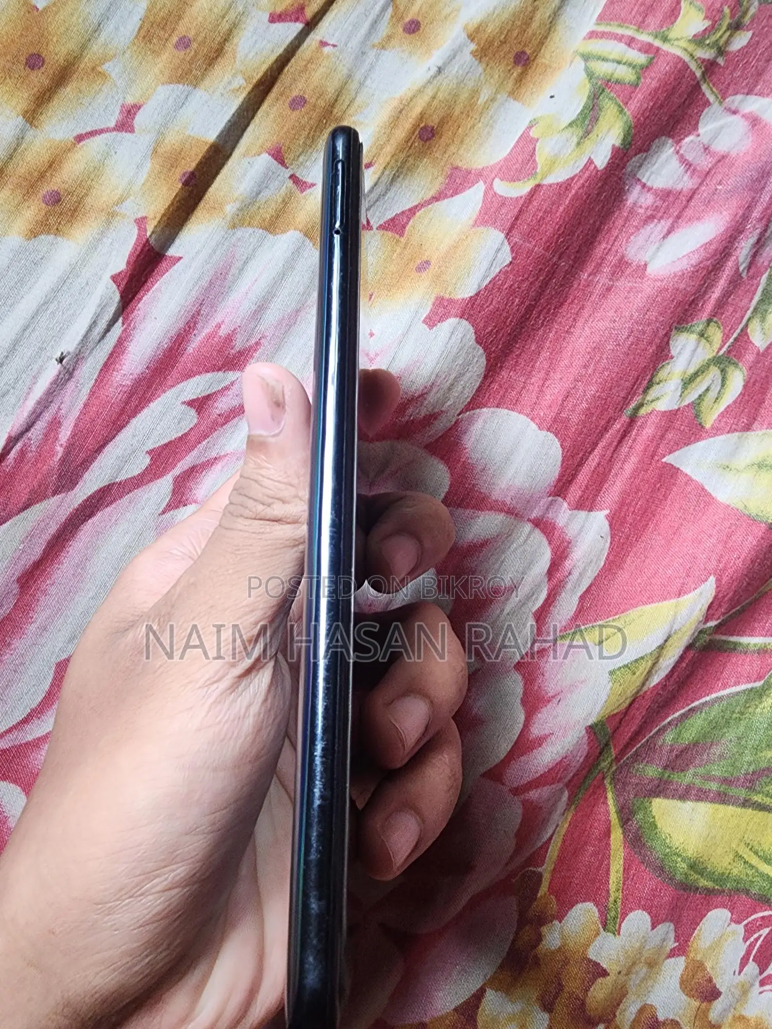 Samsung Galaxy A51 . (Used)
