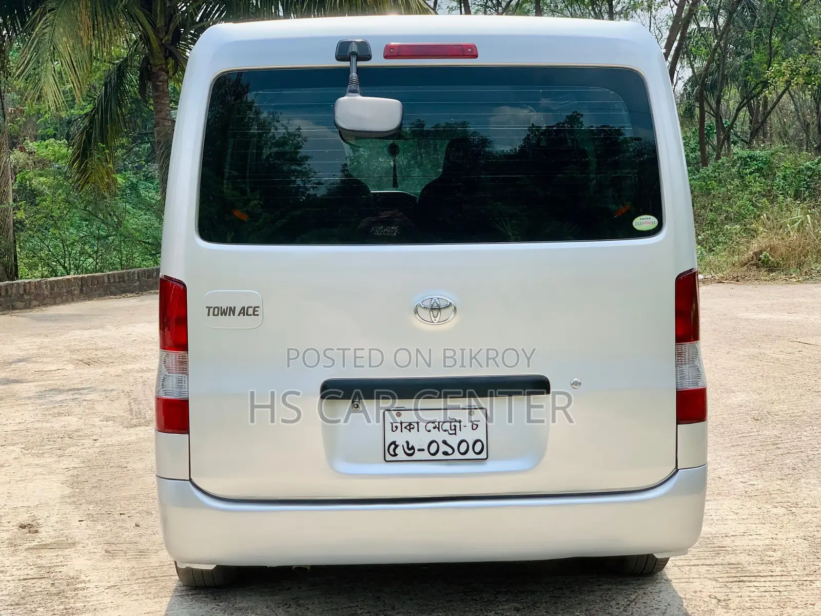 Toyota Noah Townace 2010