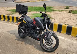 Bajaj Pulsar 250 2024 Black