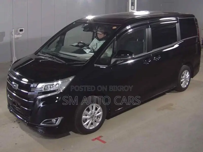Toyota Noah Hybrid G Black 2021