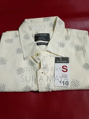অনেক নরম কাপড়ের শার্ট। বাহির থেকে আনা।