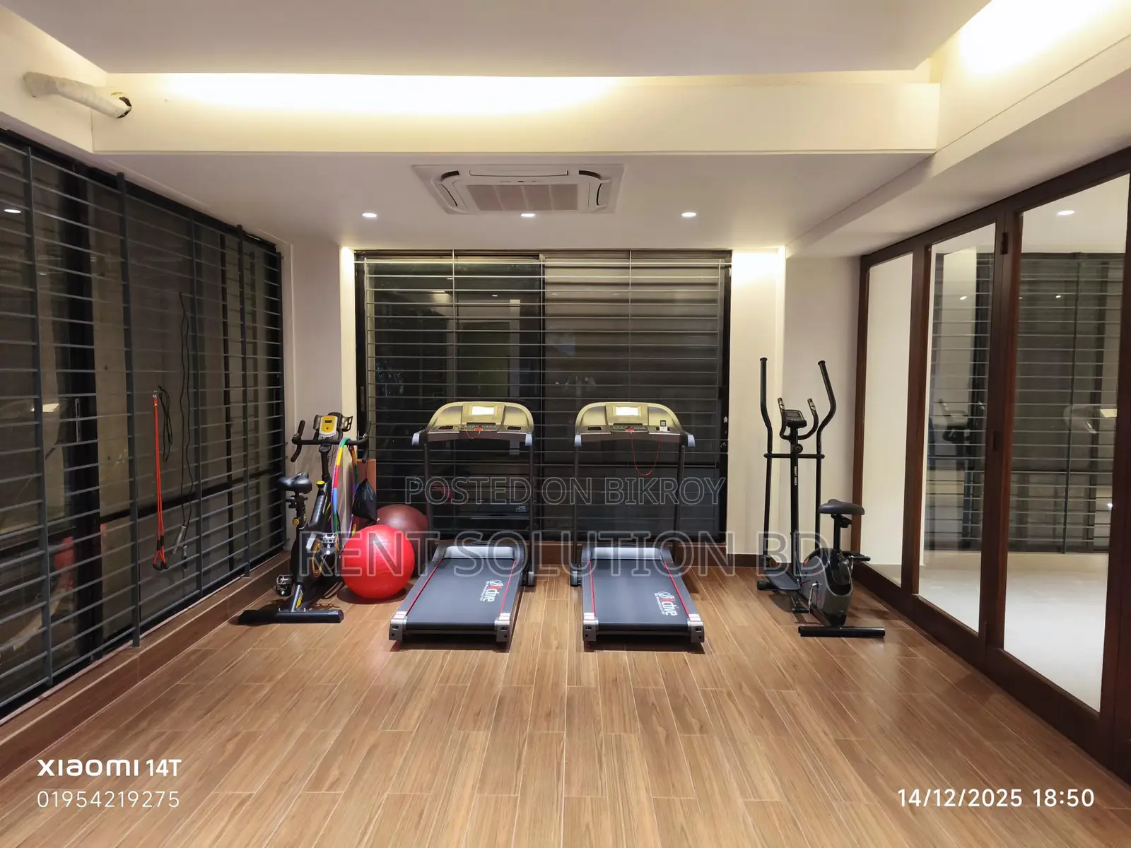 brand new 4bedroom apartment
