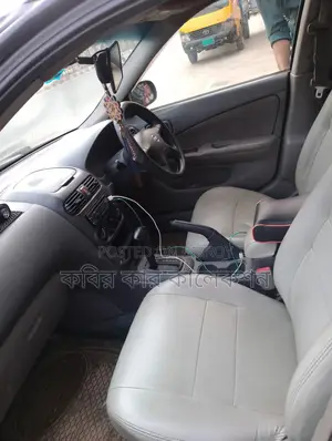 Nissan Sunny blue 2004