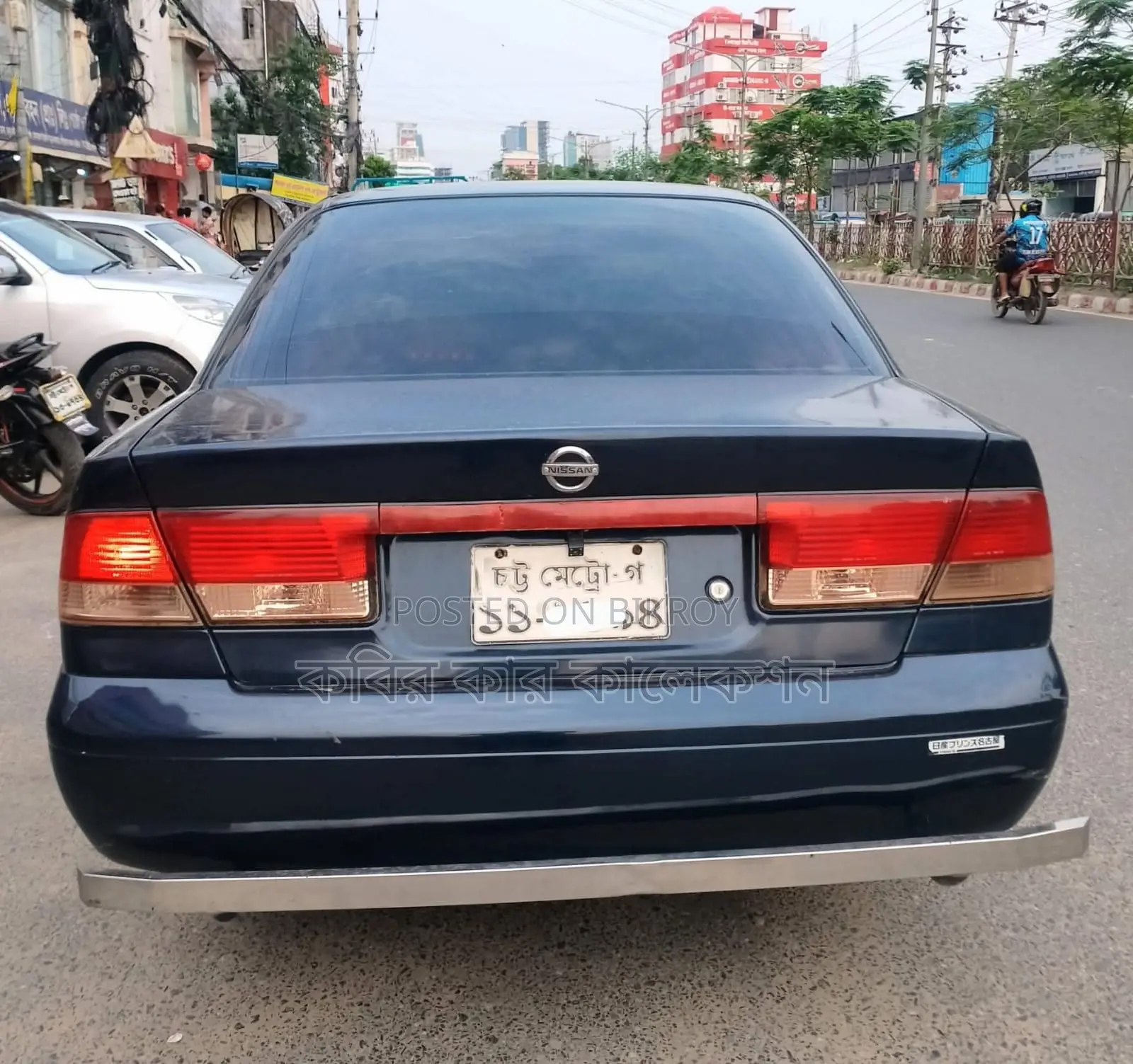 Nissan Sunny blue 2004