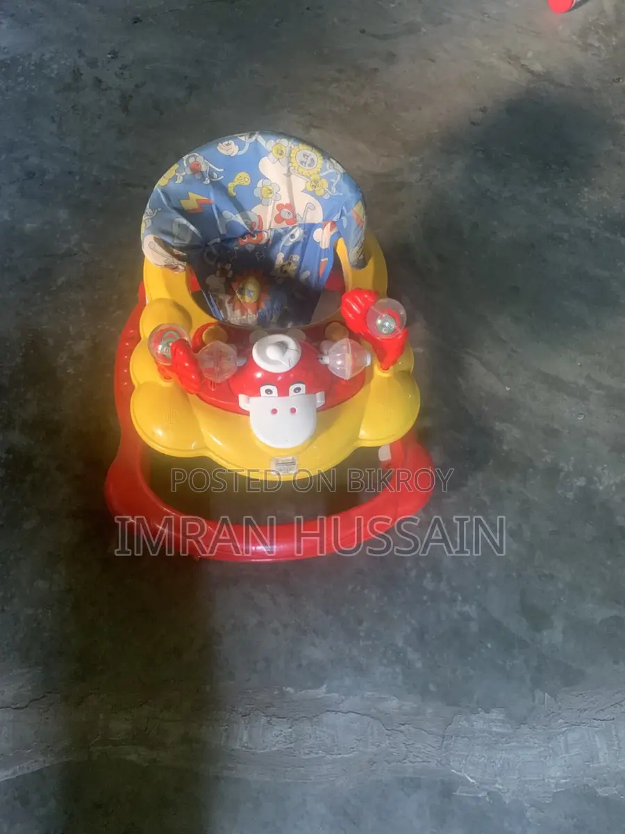 একটি আর এফ এল ওয়াকার