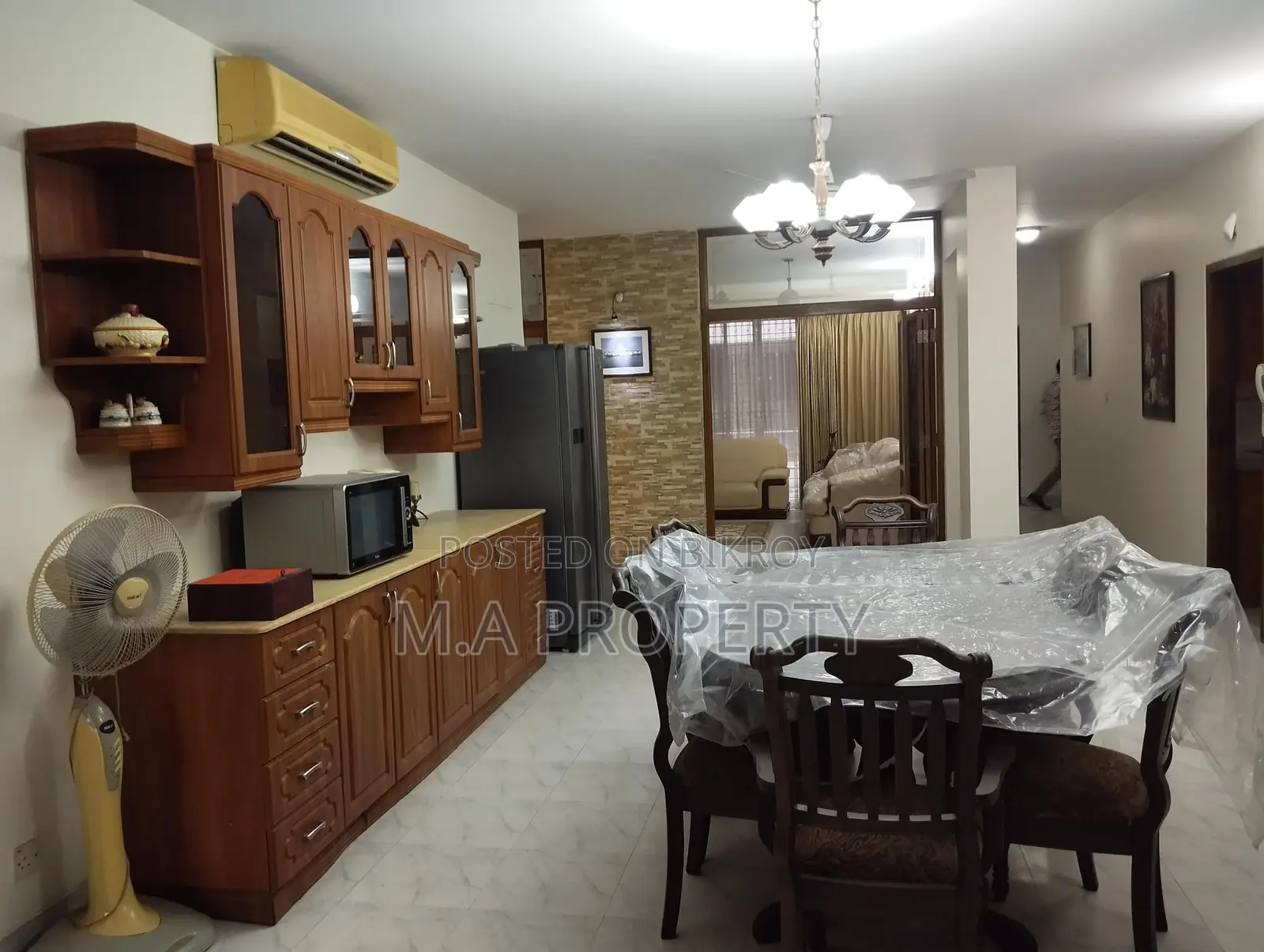 EXCELLENT 4 BED FURNISHED FLAT RENT IN GULSHAN NORTH