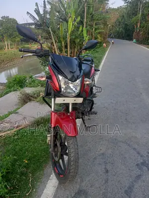 TVS Stryker 2018