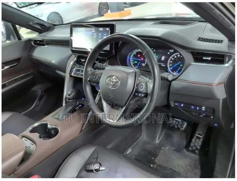Toyota Harrier 2021 Black