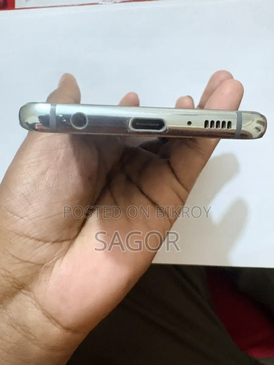 Samsung Galaxy S10 (Used)