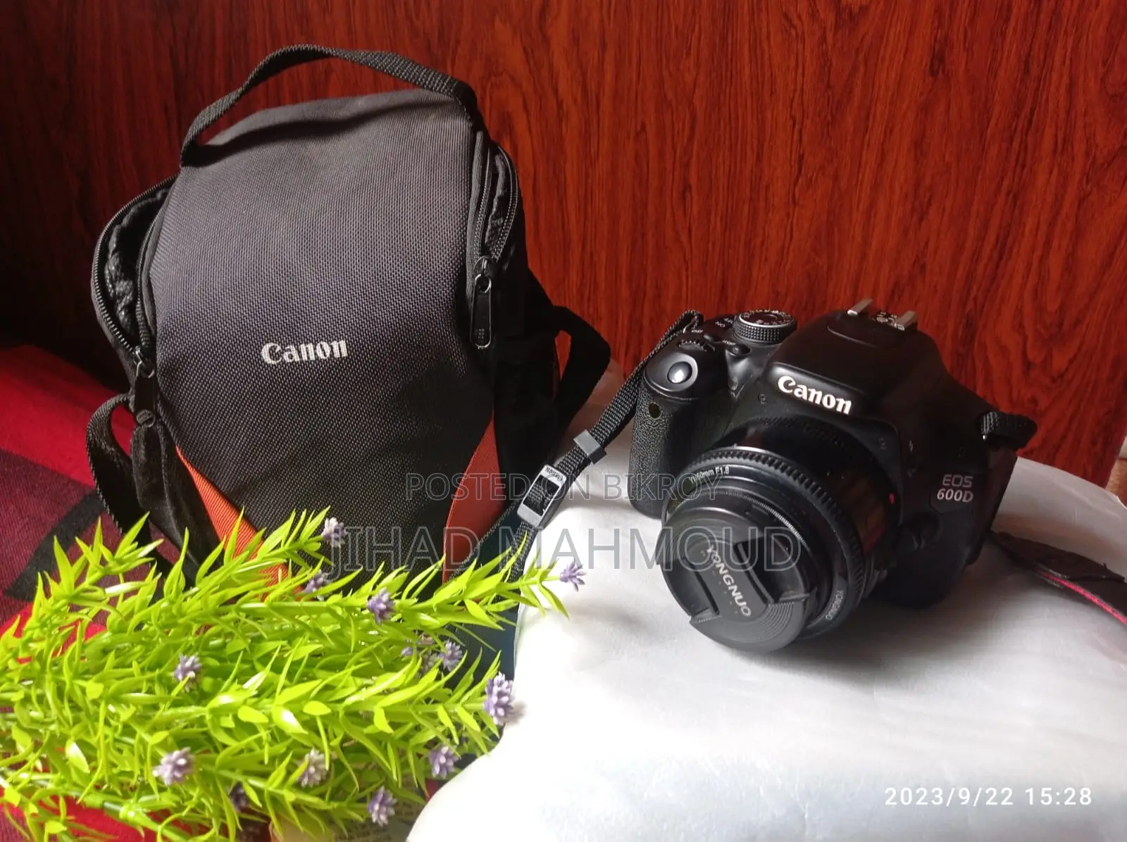 CANON 600D