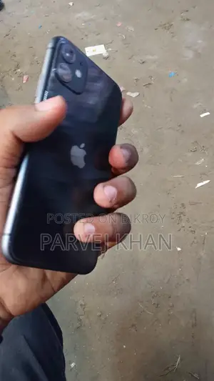 Apple iPhone 11 3/128 (Used)