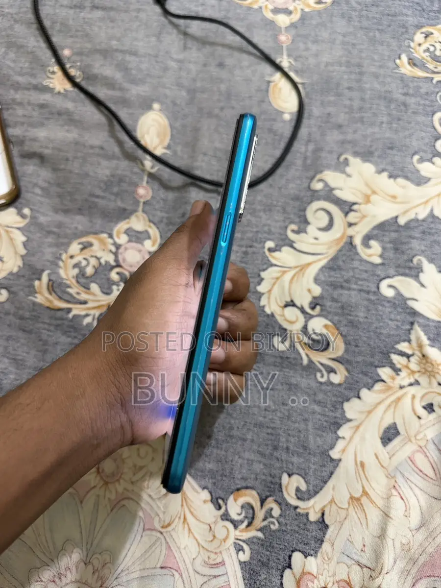 Realme 5i 4/64 (Used)