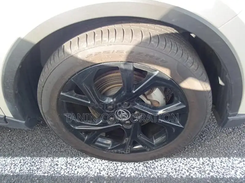 Toyota C-HR G Mood Nero 2021