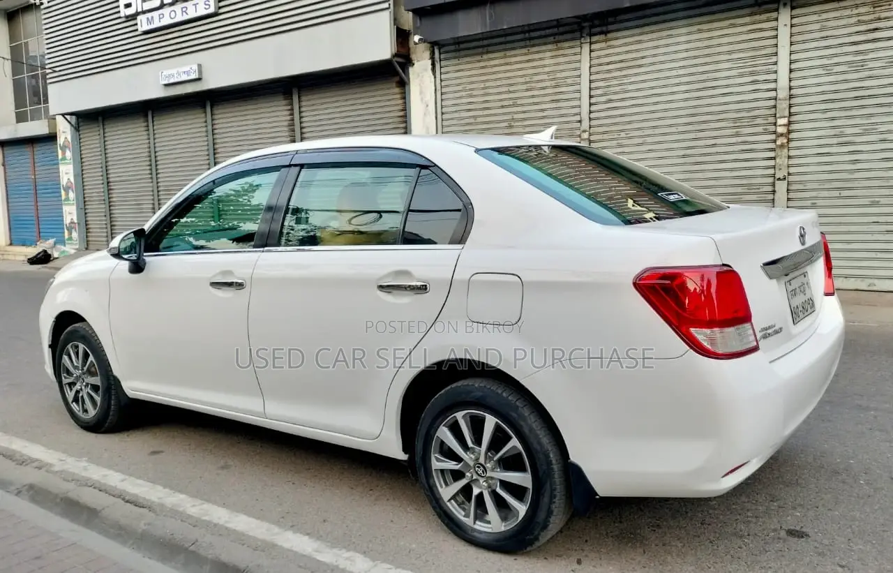 Toyota Axio Badge Interior 2015