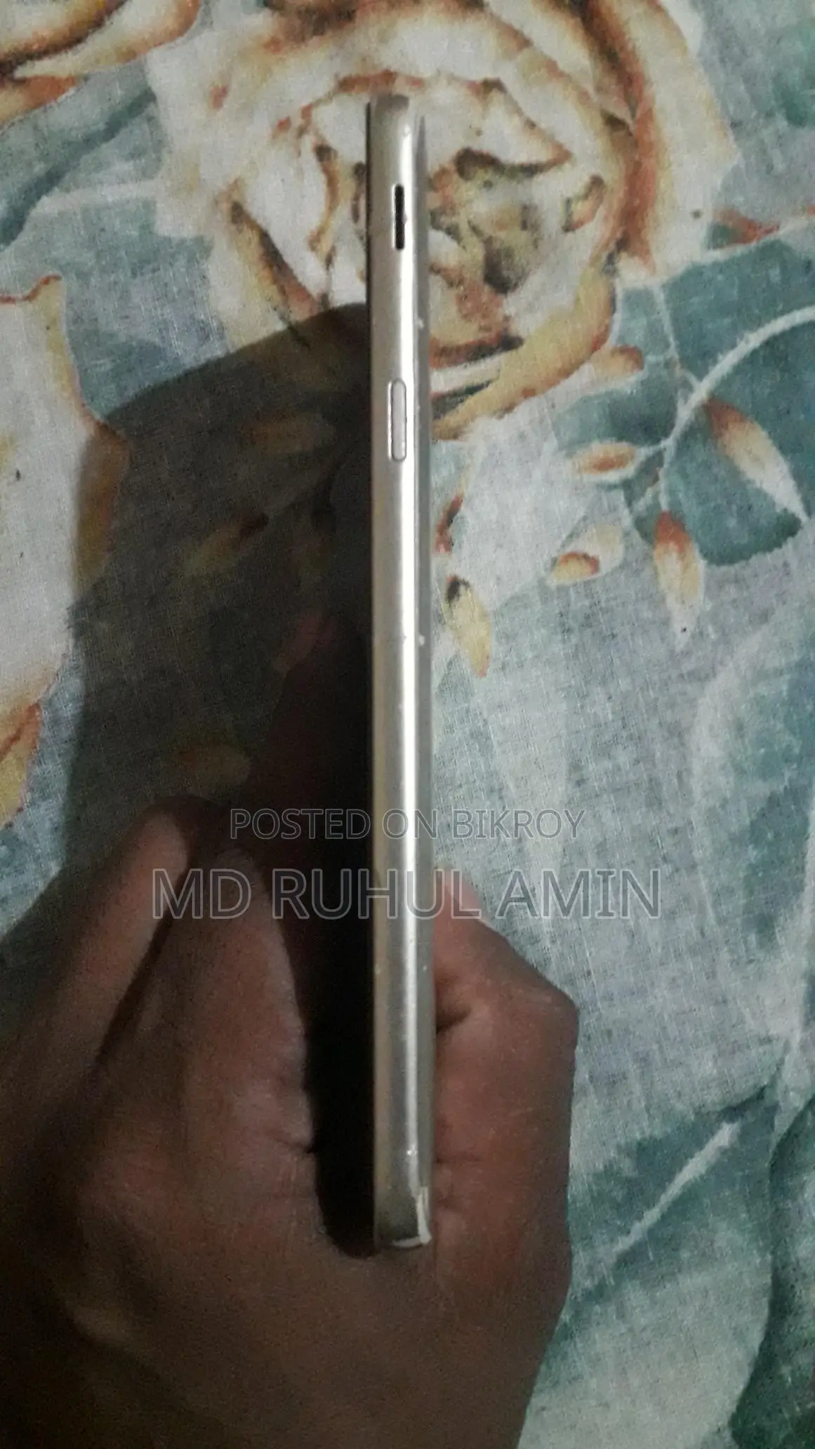 Samsung Galaxy J6 . (Used)