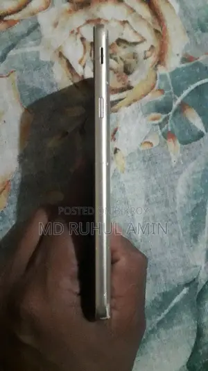 Samsung Galaxy J6 . (Used)