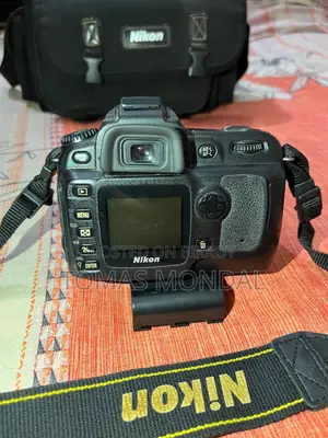 Nikon D50