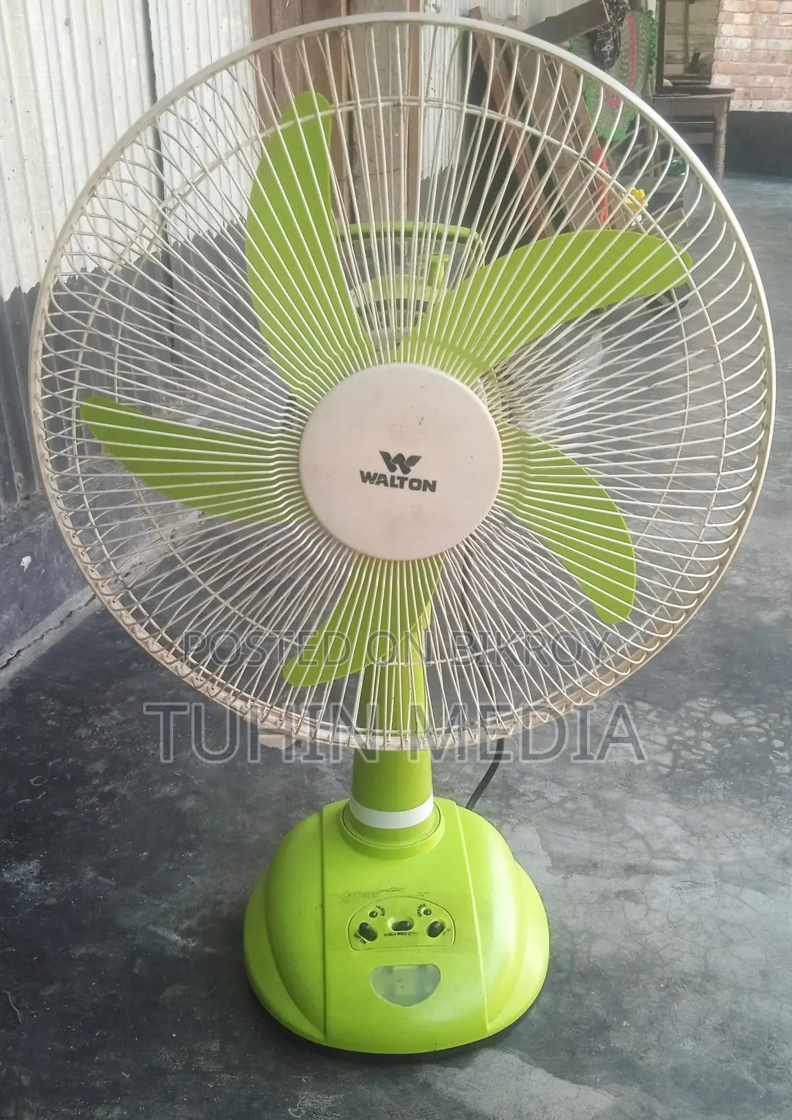 Walton Fan
