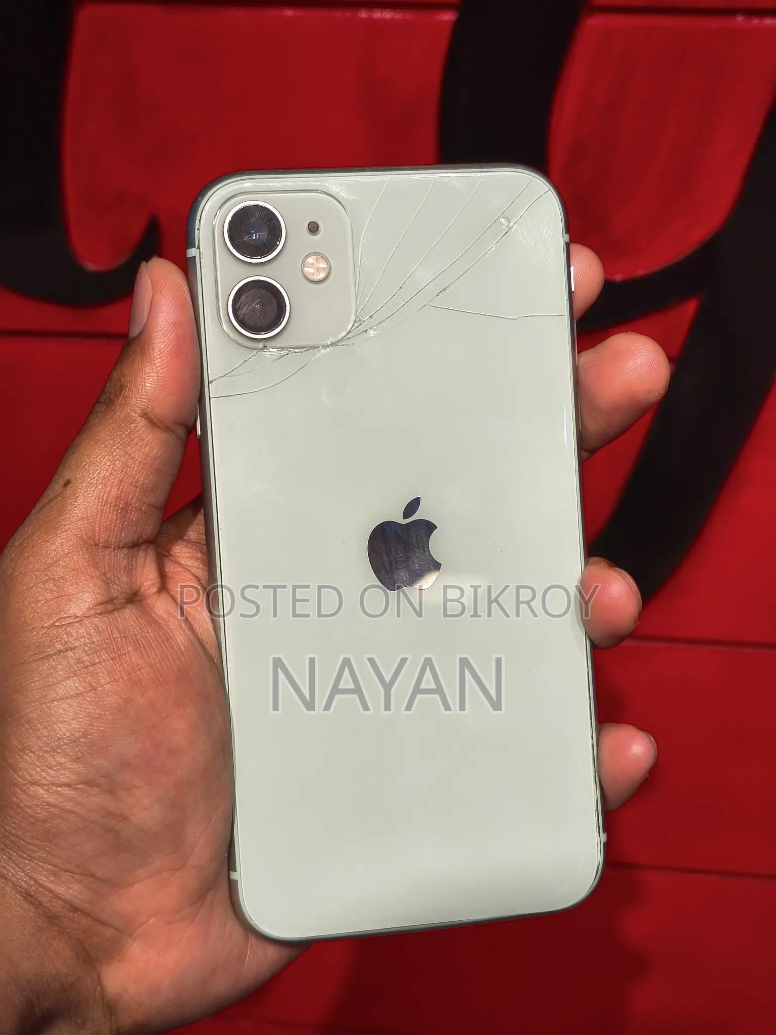 Apple iPhone 11 4/128 (Used)