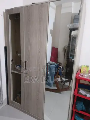 আলমারি
