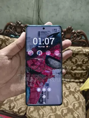 Motorola mobile phone (Used)