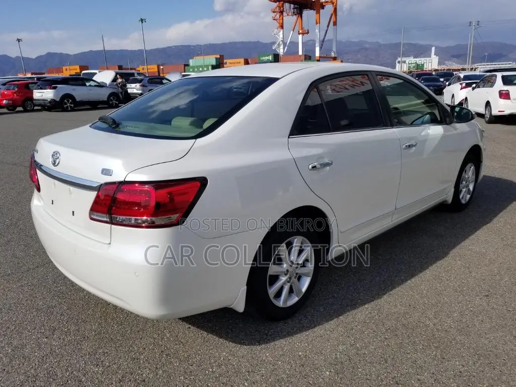 Toyota Premio F- EX 2021